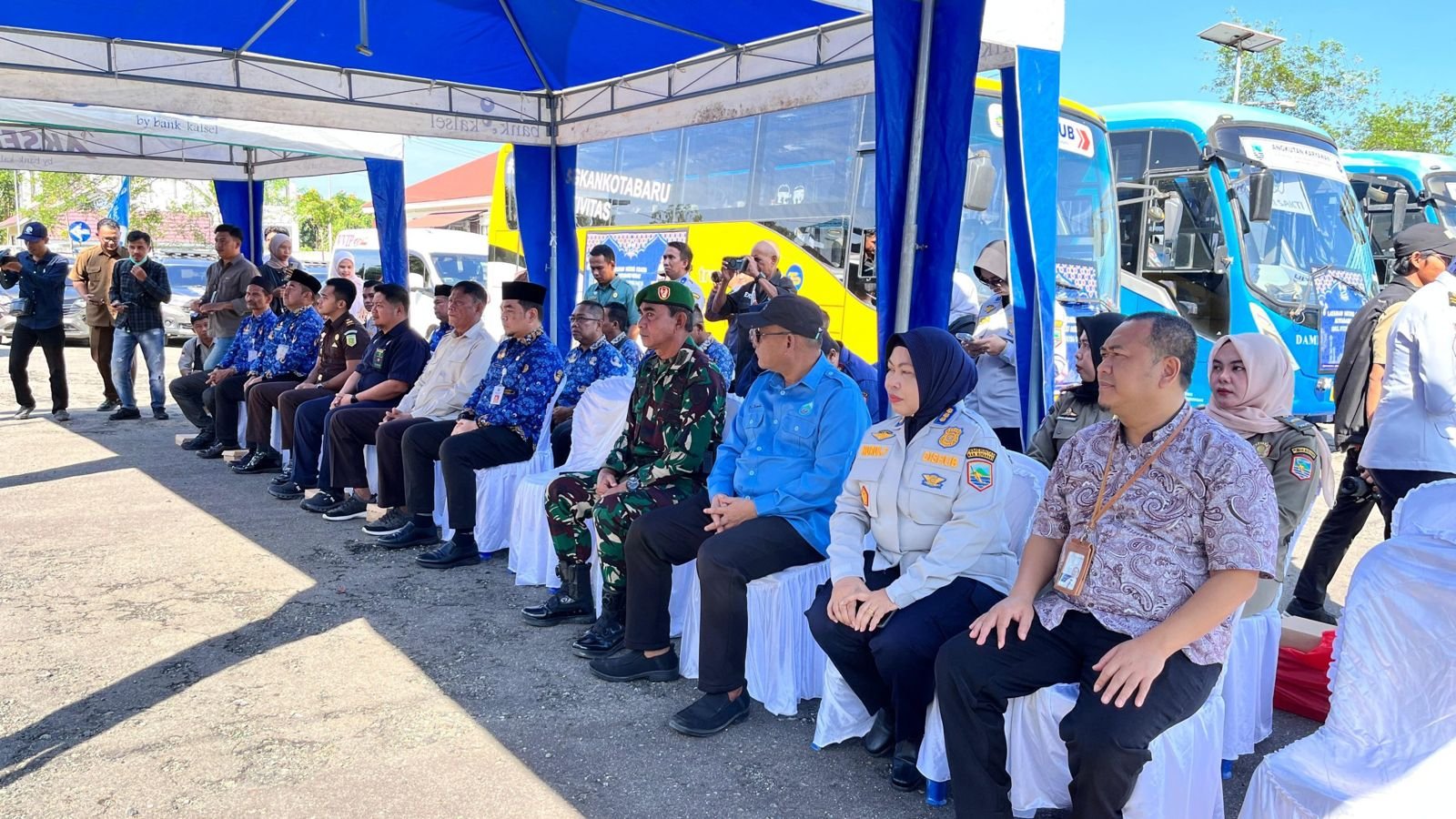 Pemkab Kotabaru Fasilitasi Mudik Gratis, Puluhan Warga Berangkat Aman